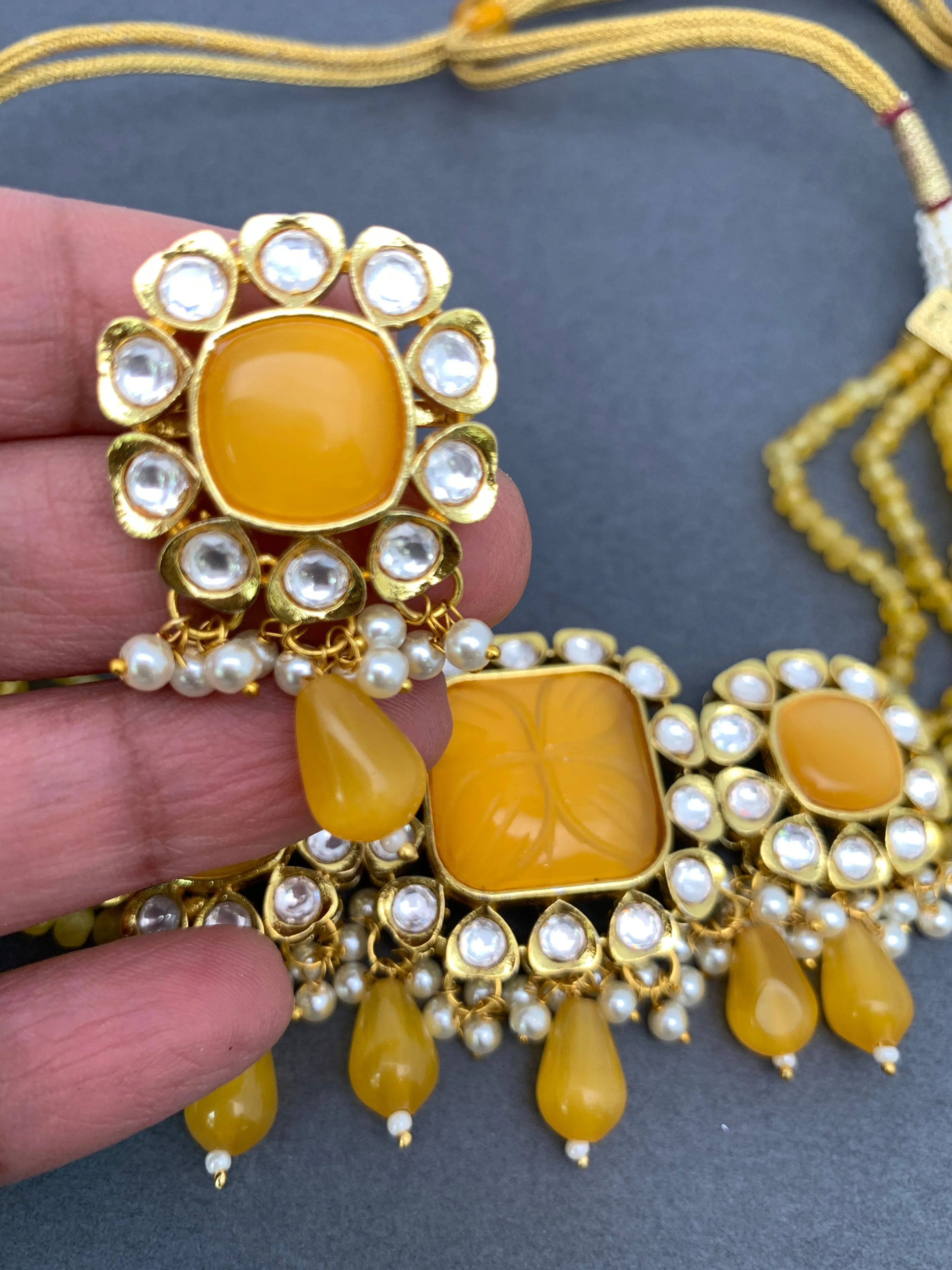 Yellow Stone Yellow Beads Choker
